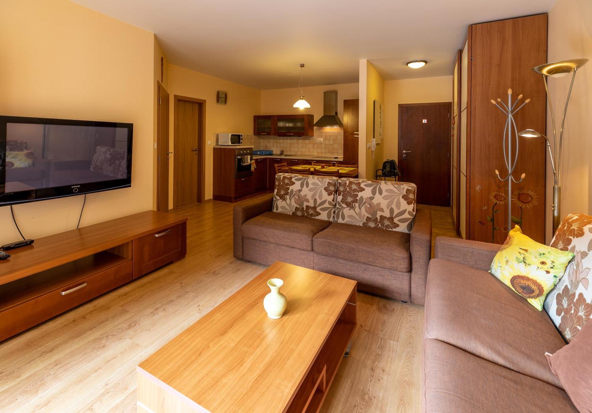 Rodinny Apartman Slnecnica Tale Exterior photo