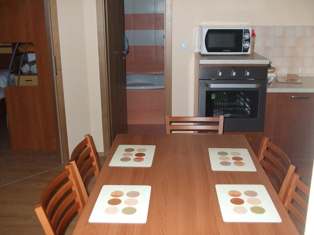 Rodinny Apartman Slnecnica Tale Exterior photo